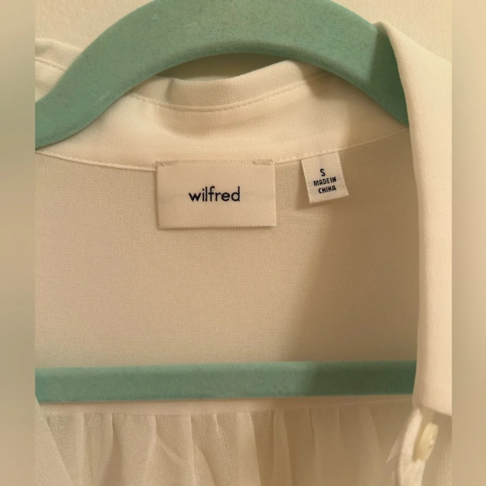 NWT Aritzia Wilfred Josephine Blouse - Picture 6 of 7